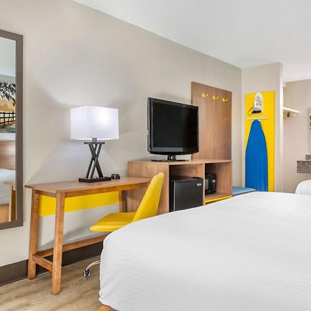 Days Inn & Suites By Wyndham Rocky Mount Golden East Eksteriør bilde