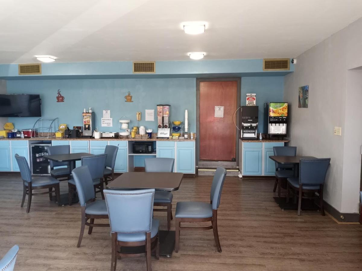 Days Inn & Suites By Wyndham Rocky Mount Golden East Eksteriør bilde