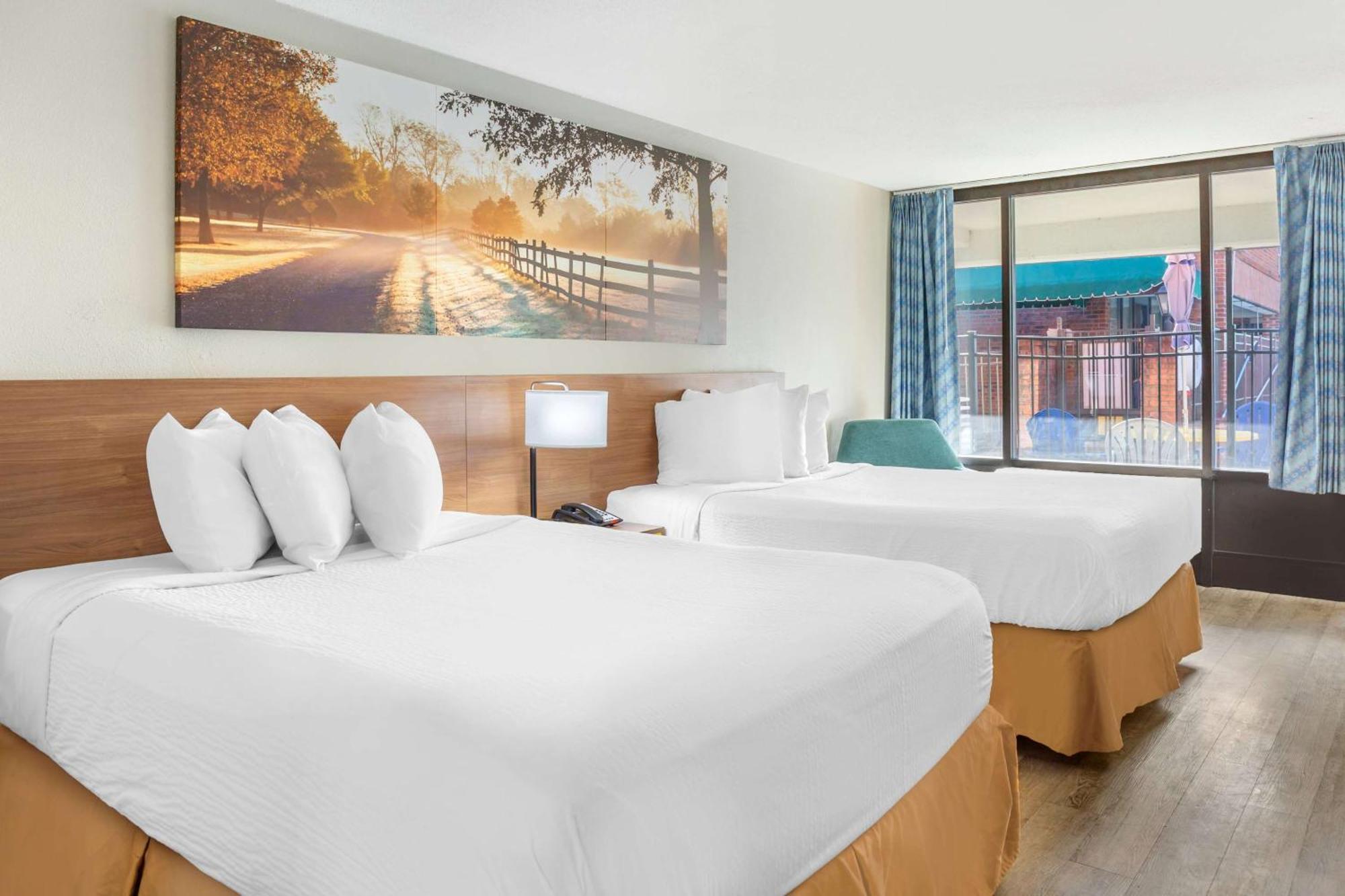 Days Inn & Suites By Wyndham Rocky Mount Golden East Eksteriør bilde
