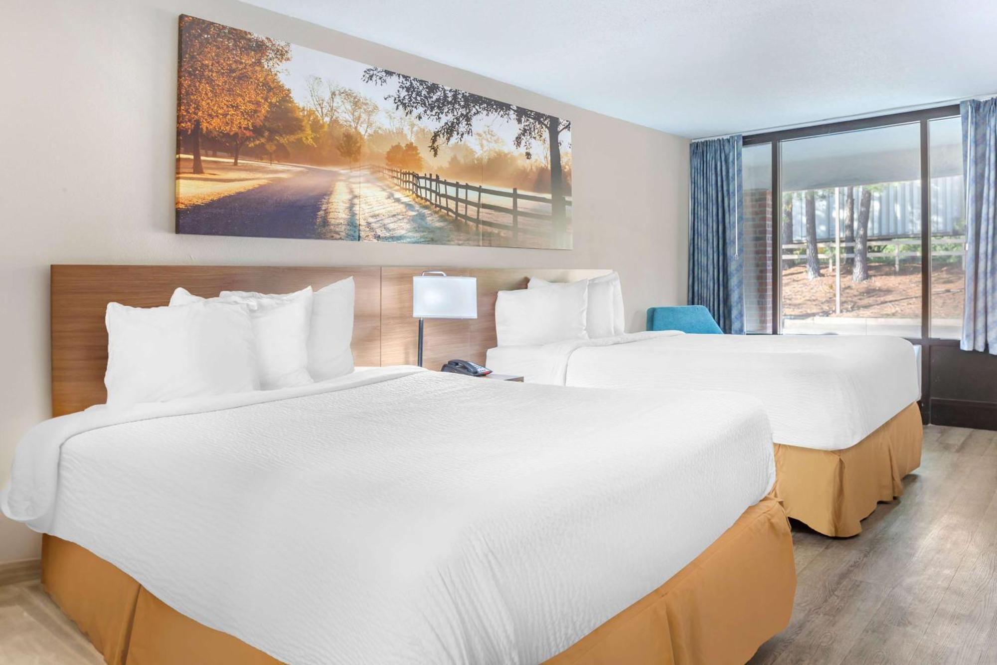 Days Inn & Suites By Wyndham Rocky Mount Golden East Eksteriør bilde