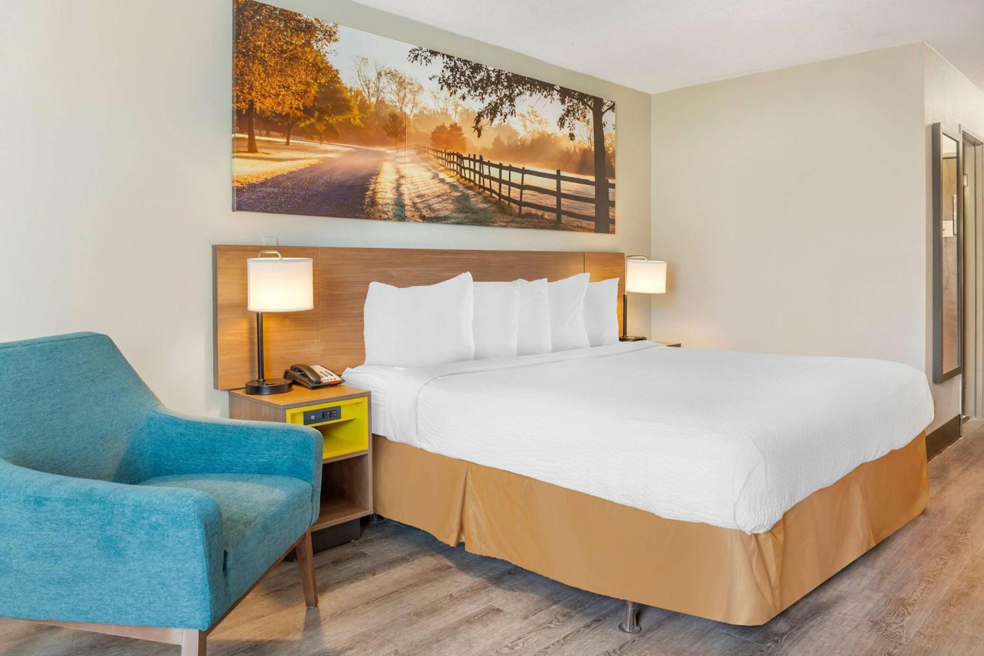 Days Inn & Suites By Wyndham Rocky Mount Golden East Eksteriør bilde