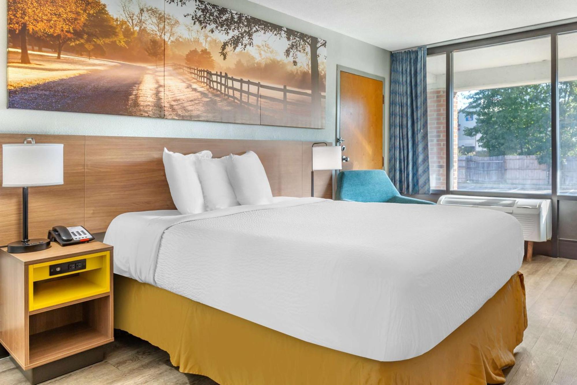 Days Inn & Suites By Wyndham Rocky Mount Golden East Eksteriør bilde
